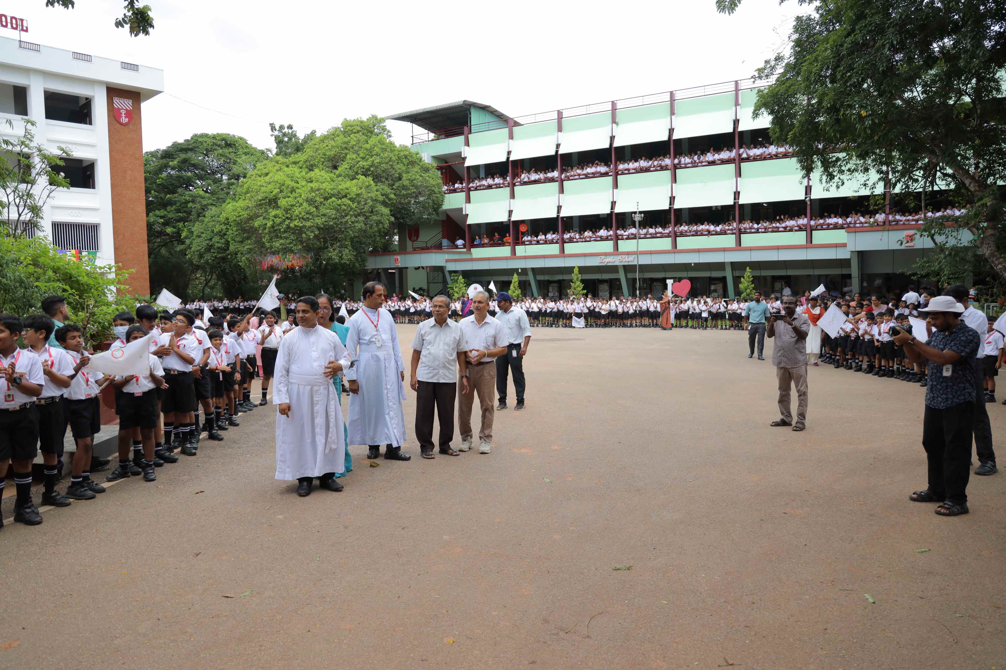 LOYOLA SCHOOL